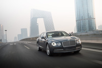 ベントレーの2012年の世界販売台数は8510台。国別ではアメリカが1位で2457台、試乗会の舞台となった中国が2位で2253台だった。