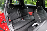 MINI ジョンクーパーワークス クラブマン（FF/6MT）【試乗記】の画像