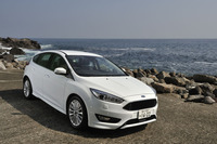 フォード・フォーカス スポーツ＋ エコブースト