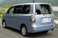 第332回：コージのミニバン未来予想図ヴォクシー対策は「禁断の4列シート」でキマリ!?の画像