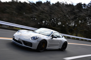 ポルシェ911カレラ4 GTS（4WD/8AT）【試乗記】