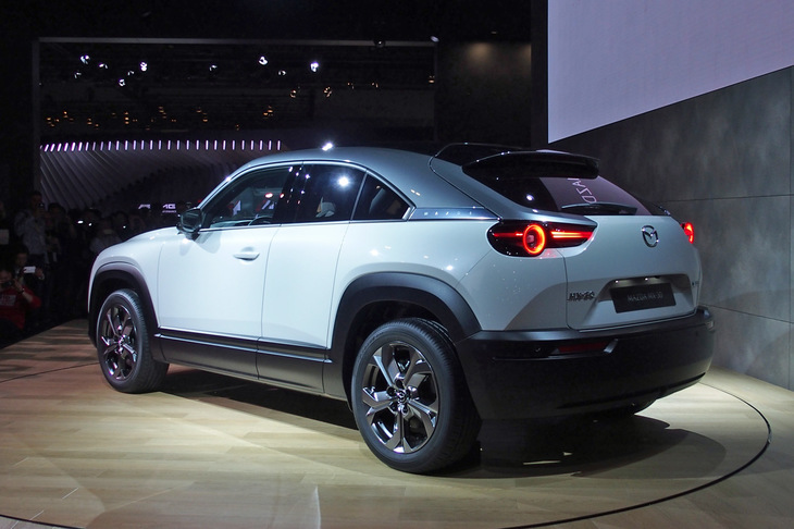 「マツダMX-30」は、当初は欧州向けのEVとだけアナウンスされていたが……。