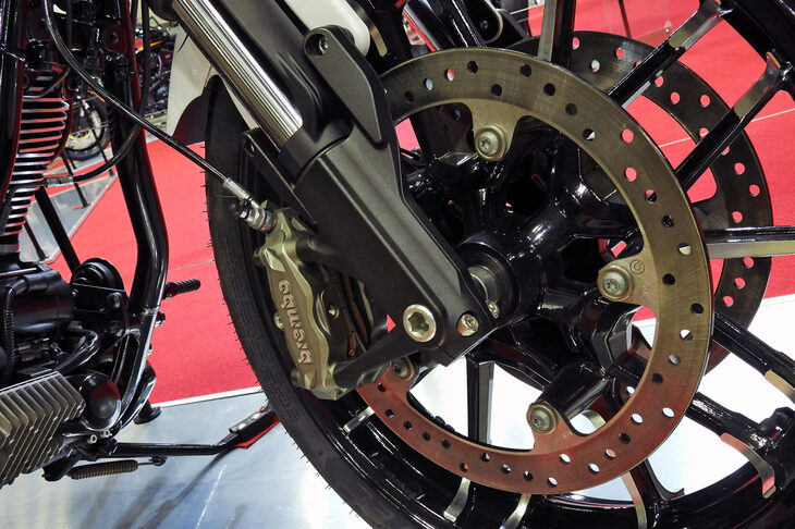 COSMICの三浦大介氏の手になる「インディアン・スポーツチーフ」。