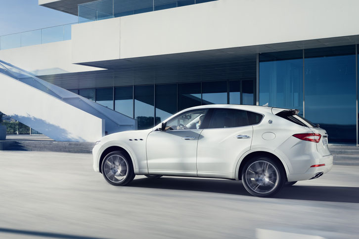 マセラティ・レヴァンテ