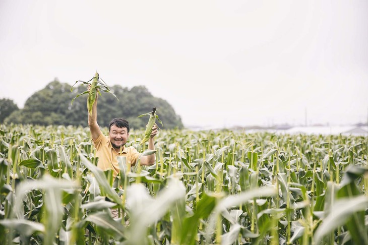 千葉でトウモロコシ畑はめずらしくないが、ハナシマ農園のそれは県内有数の規模。一面に豊かな緑が広がっている。