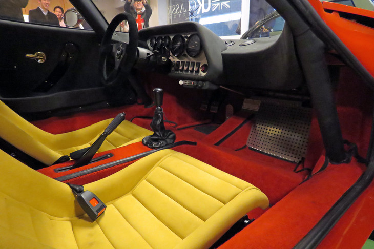 the STR（インテリア）