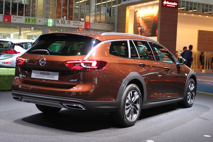 オペル・インシグニア カントリーツアラー（エクステリア）