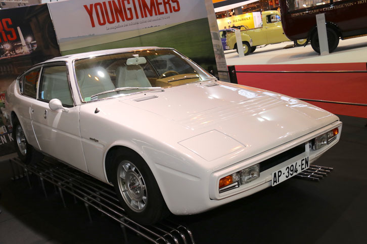 雑誌『YOUNGTIMERS』の今年のテーマは「フレンチ・タッチ」。この「マトラ・バゲーラ」は、ファッションデザイナーのアンドレ・クレージュによる特別仕様（1975年）。