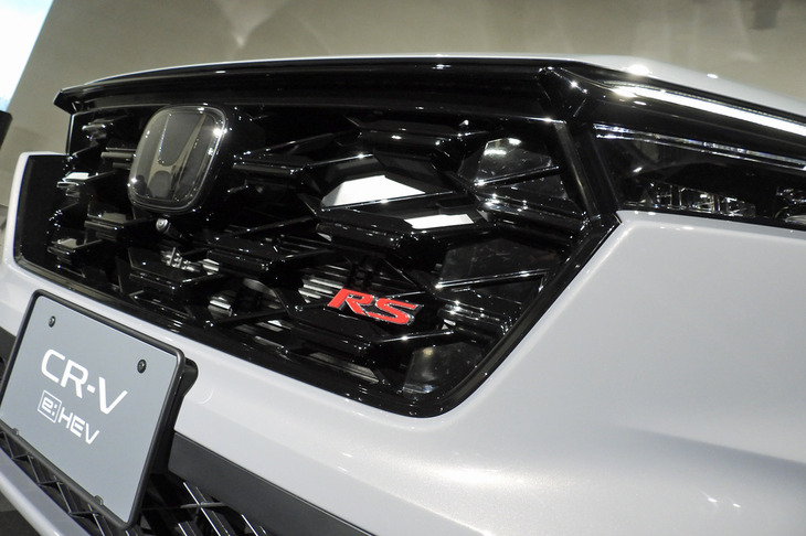ホンダCR-V e：HEV RS（フロントグリル）
