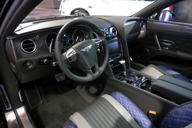 ベントレー・フライングスパーV8 Sストラトゥスエディションbyマリナー（インストゥルメントパネルまわり）