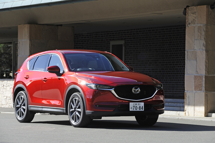 いよいよ姿を現した新型「マツダCX-5」。