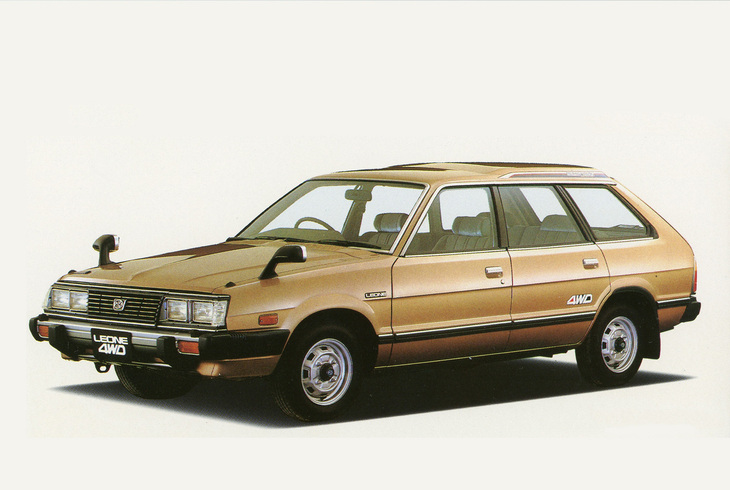 1981年「スバル・レオーネ ツーリングワゴン4WD」。1.8リッター水平対向4気筒OHVエンジンと副変速機付きセレクティブ4WDを搭載。追ってAT仕様やターボユニット搭載車なども設定された。