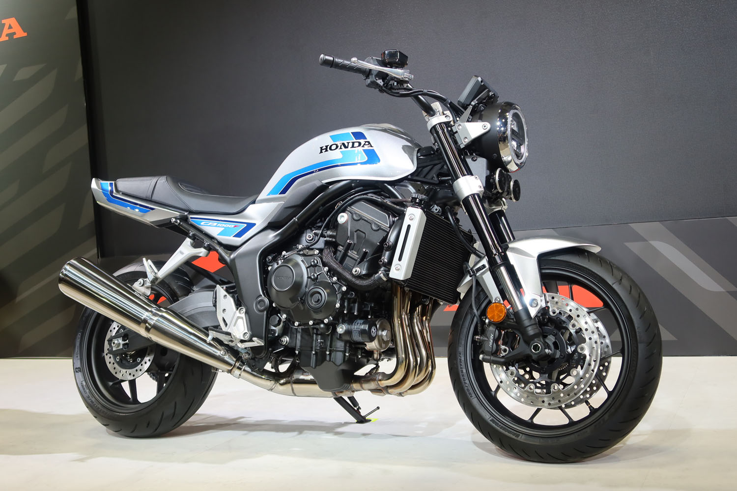 ホンダ CB1300 試乗記・新型情報 - webCG