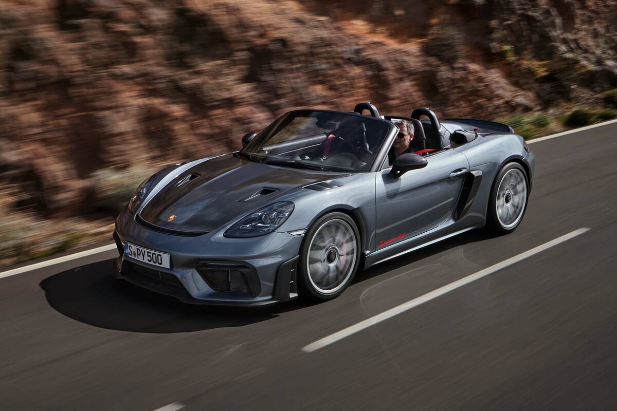 500PSの4リッター自然吸気エンジンを搭載 「ポルシェ718スパイダーRS