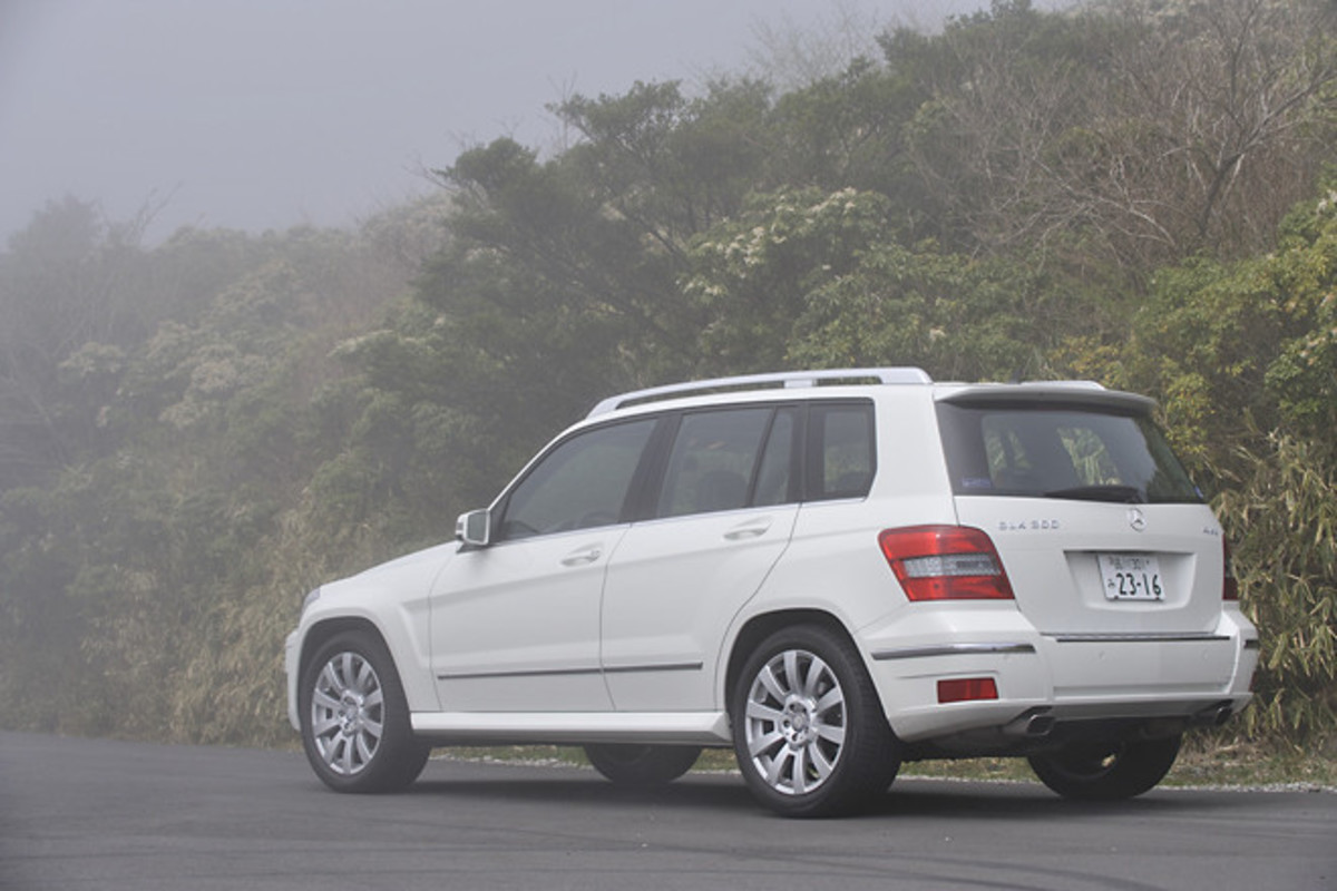 メルセデス・ベンツGLK300 4MATIC（4WD/7AT）【ブリーフテスト