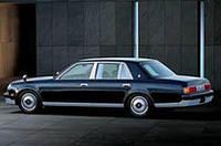 トヨタ「センチュリー」用のCNGエンジンが完成