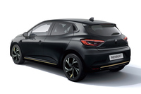 「ルノー・ルーテシア」にスポーティーな装いの新グレード「E-TECHエンジニアード」登場の画像