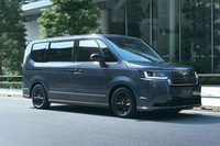 ホンダ・ステップワゴンe：HEVスパーダ ブラックエディション