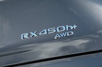 レクサスRX450h＋“バージョンL”（4WD/CVT）／RX350“バージョンL”（FF/8AT）【試乗記】の画像