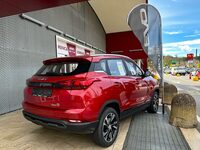 「EVO 5」は、奇瑞ティゴーと同様、「北京X3」のコンボーネンツを中国から運び、イタリアで最終組み立てをしている。