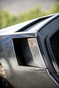 エアインテークにはGFGスタイルのロゴが。