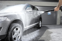 洗車専用のオプションアクセサリーも豊富に用意されているのでより丁寧に汚れを落とすことできる。