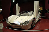 【東京モーターショー2005】「光岡・オロチ」2006年夏にデビュー目指して開発中