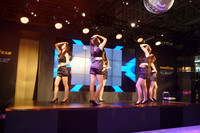 東京オートサロンに岡本夏生さん登場！