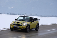 MINIクーパーS コンバーチブル（FF/6MT）【海外試乗記】の画像