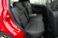 アルファ・ロメオ・アルファ147 スポルティーバ 2.0 ツインスパーク セレスピード（FF/2ペダル5MT）【ブリーフテスト】の画像