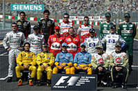 2002年シーズンも鈴鹿でおしまい。来シーズン、フェラーリを打倒してくれるのはどのドライバー／チームか？（写真＝トヨタ自動車）