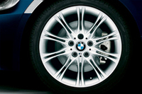 「BMW Z4ロードスター」に“Mテイスト“な特別仕様車の画像