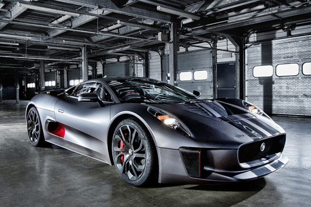 ジャガー C-X75 (ブラック) チェイスカー ジャガーC-X75 内装・外装など15枚 【画像・写真】 - webCG