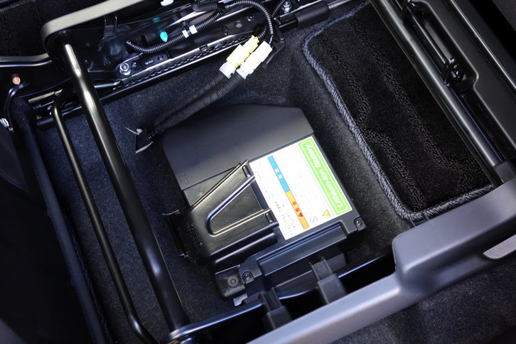 スズキ・クロスビー ハイブリッドMZ（マイルドハイブリッドシステム用のリチウムイオンバッテリー）