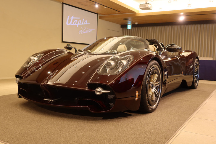 パガーニ・ウトピア ロードスター
