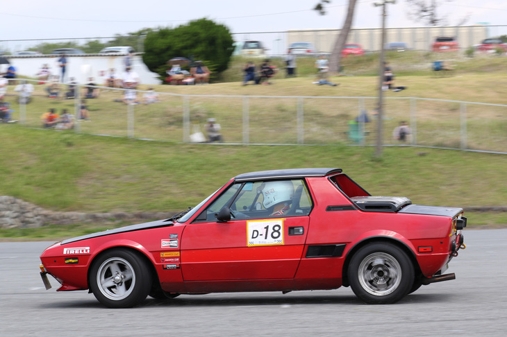 Dクラス4位は「ベルトーネX1/9」。ノーマルと同じ1.5リッターというエンジンは、クラス最小だった。