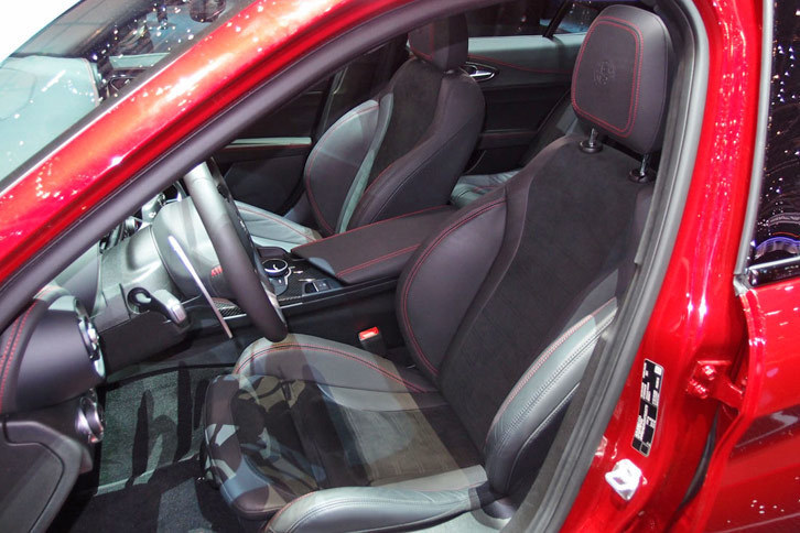 アルファロメオ・ジュリア