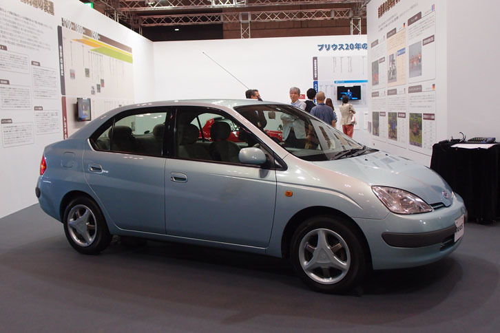 トヨタ・プリウス（初代モデル）