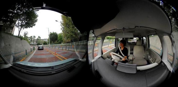 記録画像はアプリを介してPCやスマートフォンで確認が可能。魚眼タイプのオリジナル画像からひずみのないアングルカットなどでも再生できる。