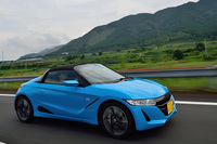 種子島へ向かって激走中の「S660」。（写真＝池之平昌信）