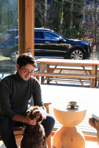 確かな存在感を示しながらも、上質で攻撃的なところのない「キャデラックXT4」は、プレミアムSUVとして貴重な存在といえそうだ。