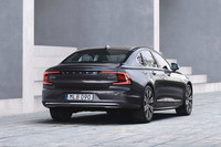 ボルボが最上級セダン「S90」を日本に再導入　受注生産のかたちで9月1日に販売を開始の画像