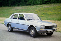 「プジョー504」