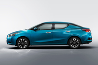 中国の若者向けセダン、日産ラニアがデビュー【上海ショー2015】の画像