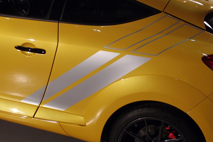 メガーヌR.S. 273パックスポール（シルバーサイドデカール）