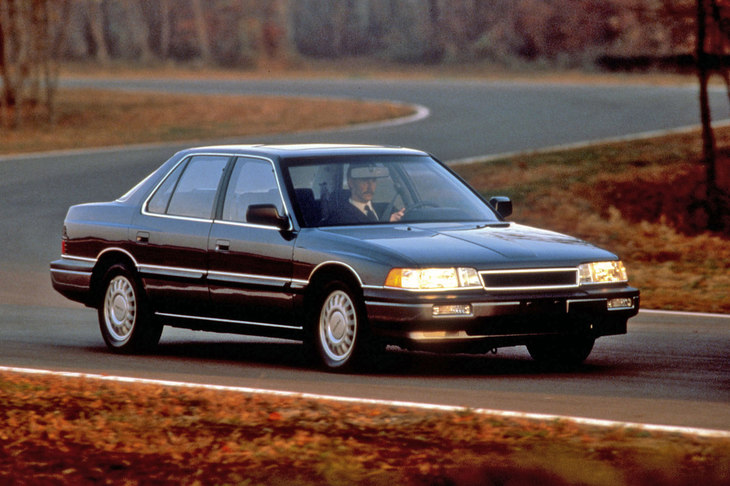 1986年に登場した「アキュラ・レジェンド」。日本メーカーの中で、最も早くにプレミアムブランドを設立したのはホンダだった。