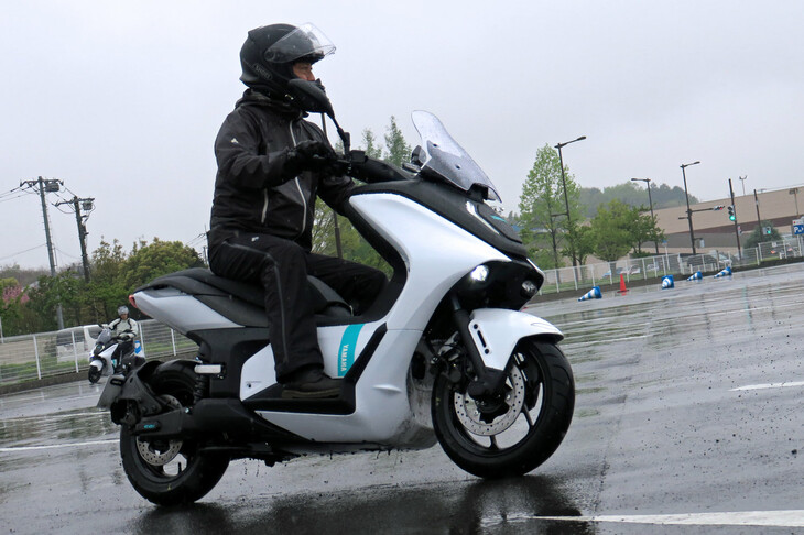 次世代を担う電動二輪モデルの開発へ向け、グローバルでの施策をスタートしたヤマハ。実証実験の結果を生かし、魅力的なモデルを創出していってほしい。