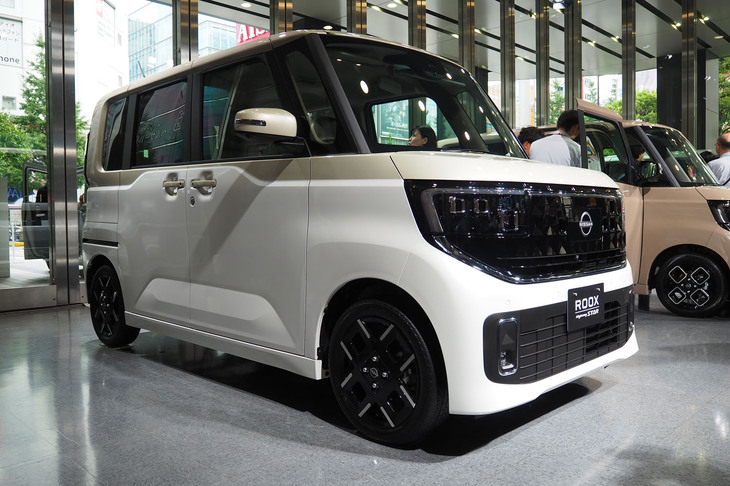 日産ルークス ハイウェイスター（フロントビュー）