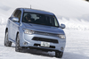 第226回：三菱が20年かけた4WD技術はダテじゃない！　「アウトランダーPHEV」女神湖氷上試乗会リポート 【エディターから一言】 の画像13