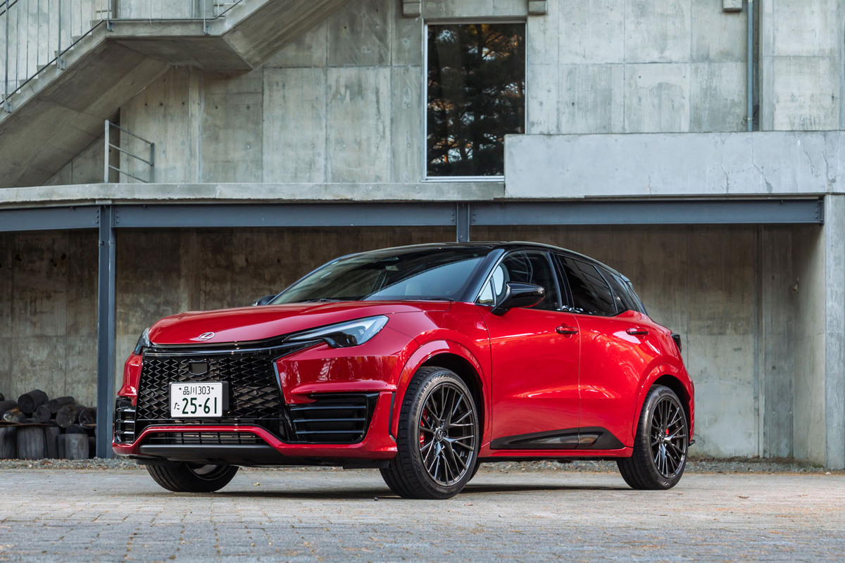 レクサスLBX MORIZO RR（4WD/6MT）【試乗記】 もっといいクルマ